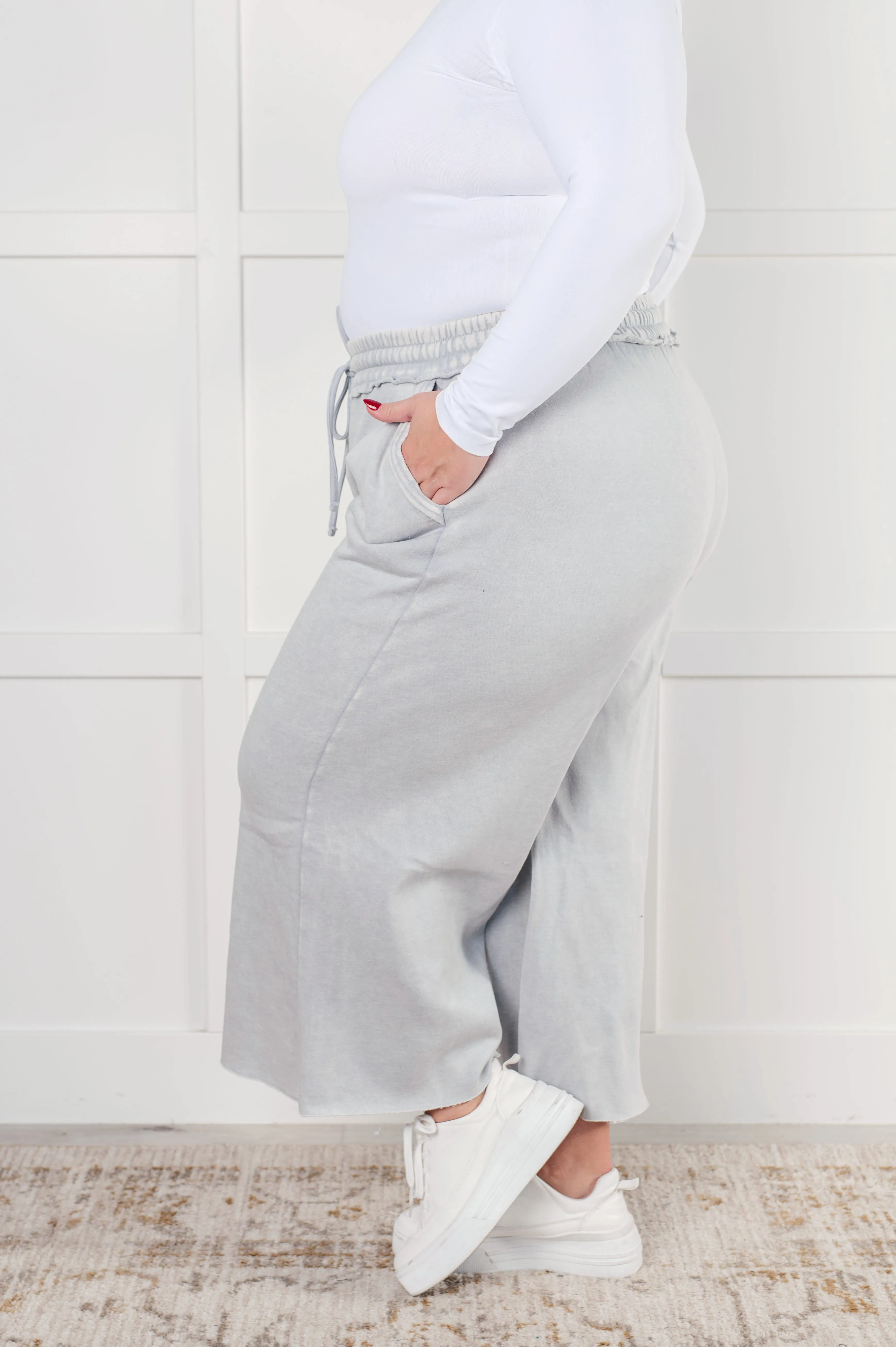 Acid Wash Fleece Wide Leg Cropped Sweatpants - Light Grey
