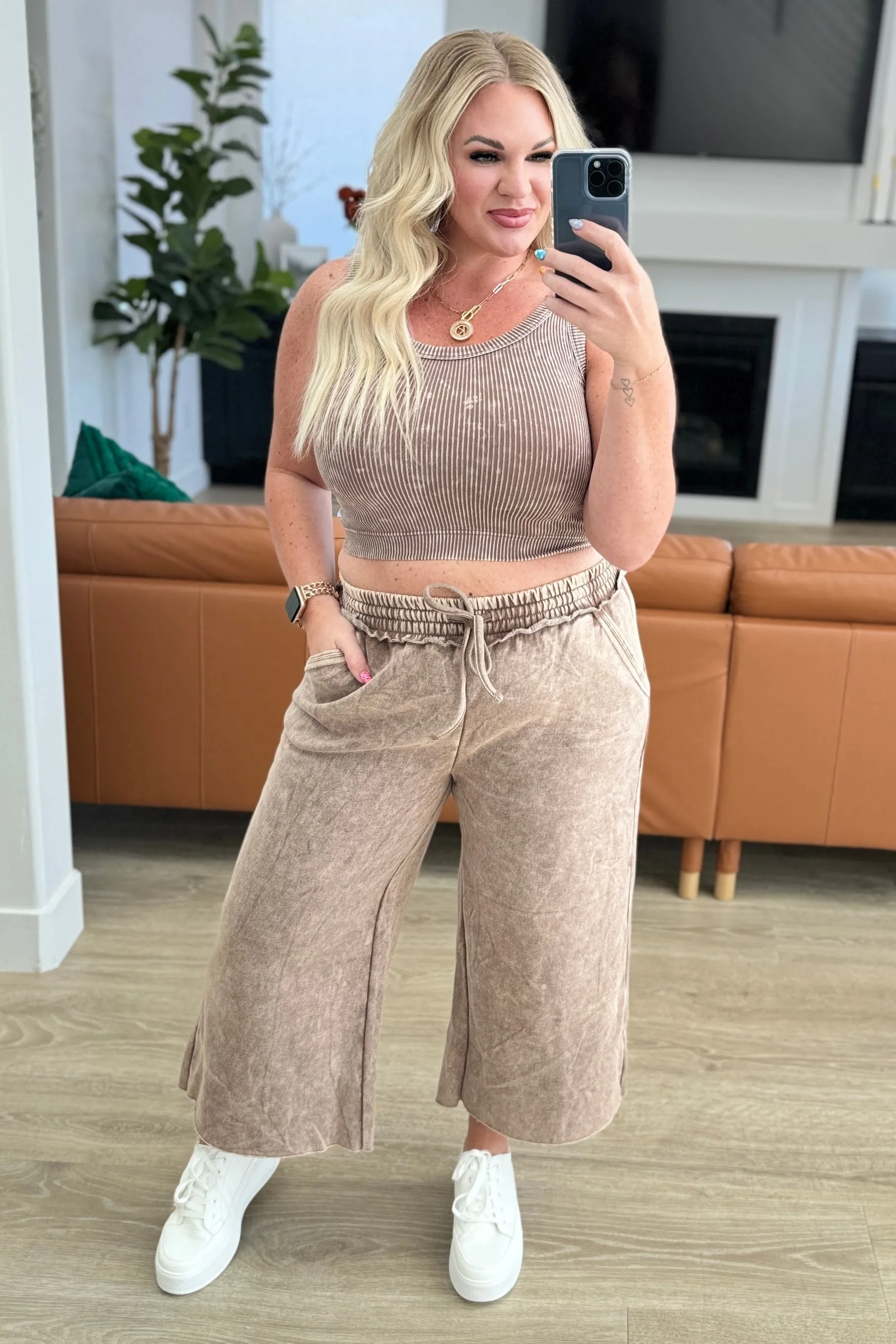 Acid Wash Wide Leg Sweatpants in Mocha - 4/10/2024