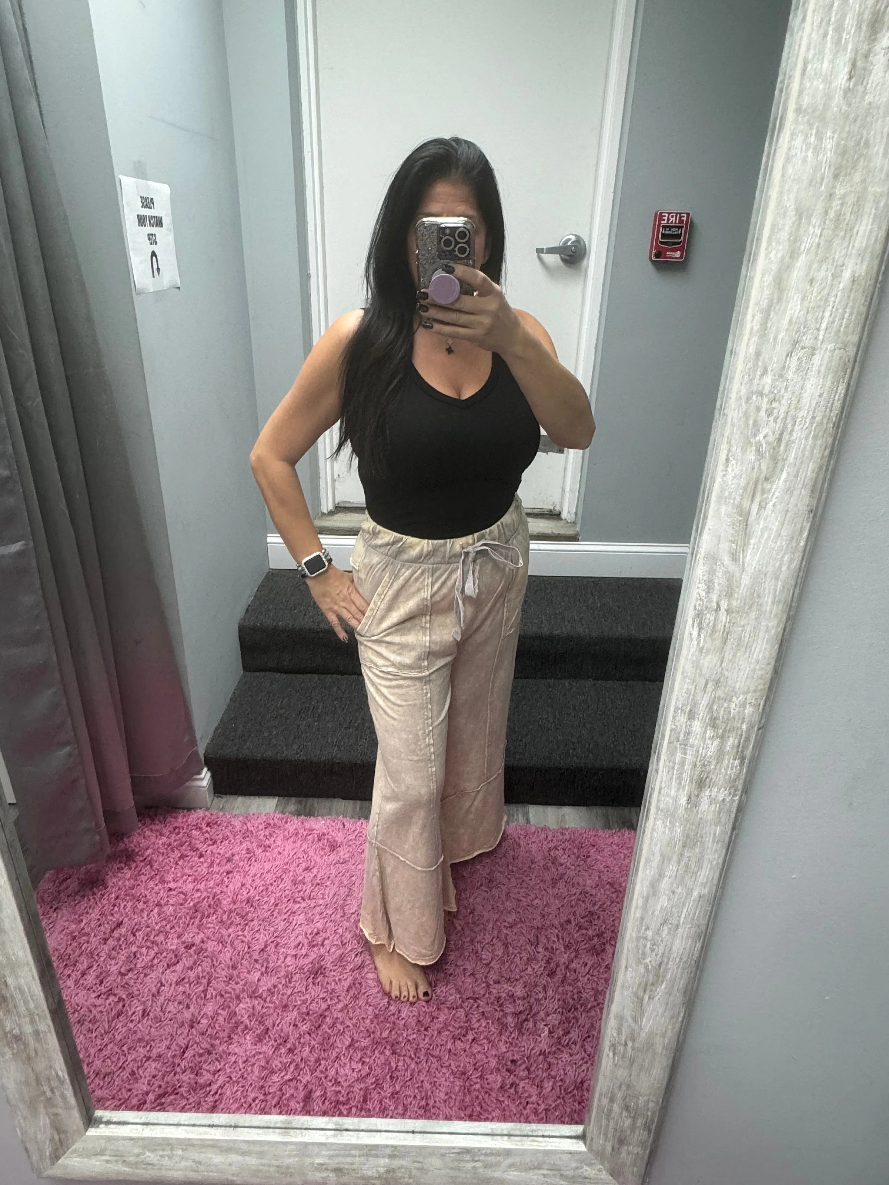 EXPOSED-SEAM FLARE HEM PANTS WITH POCKETS - ASH BLACK OR ASH MOCHA