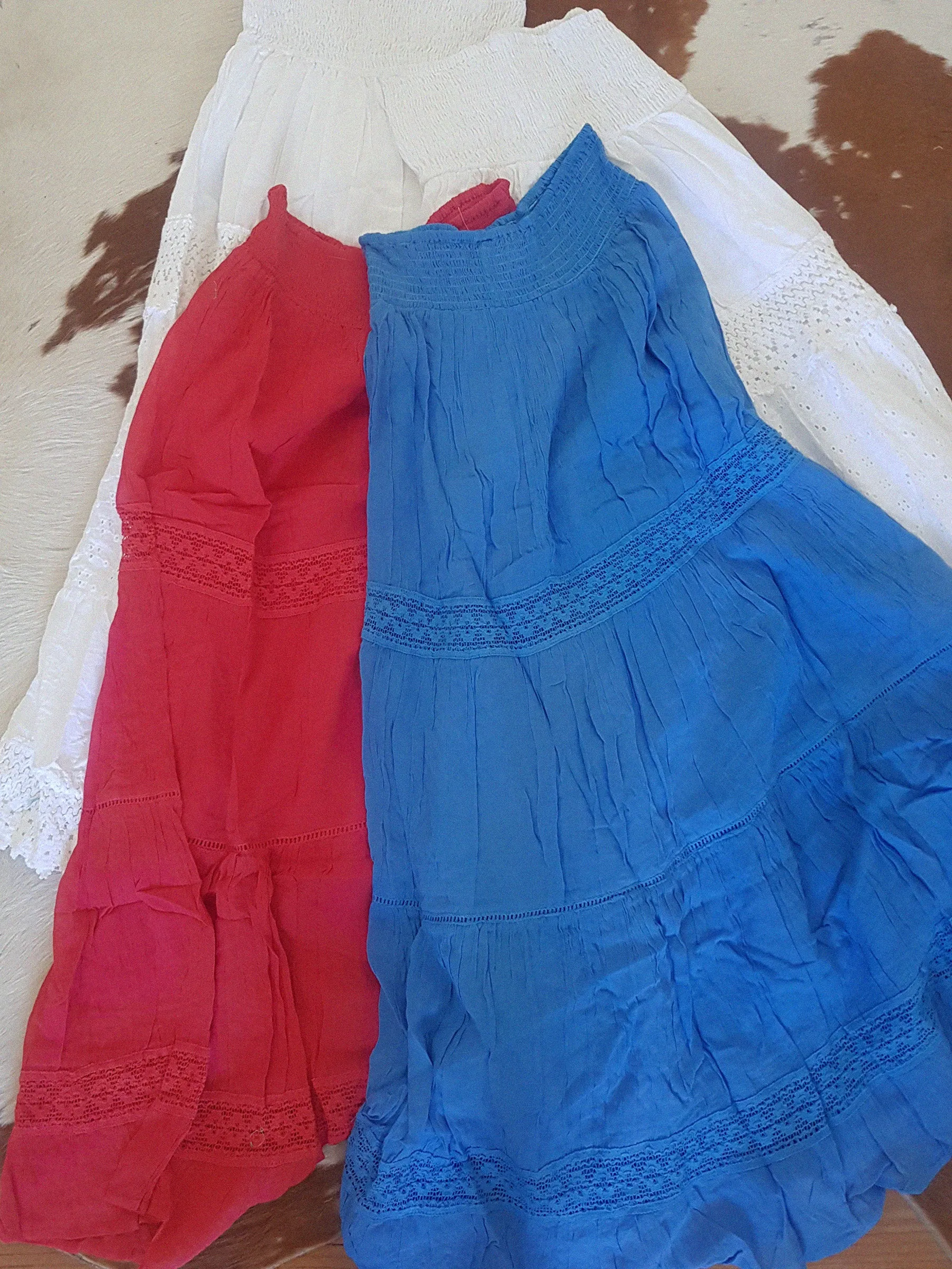 GODDESS SKIRT // blue or red