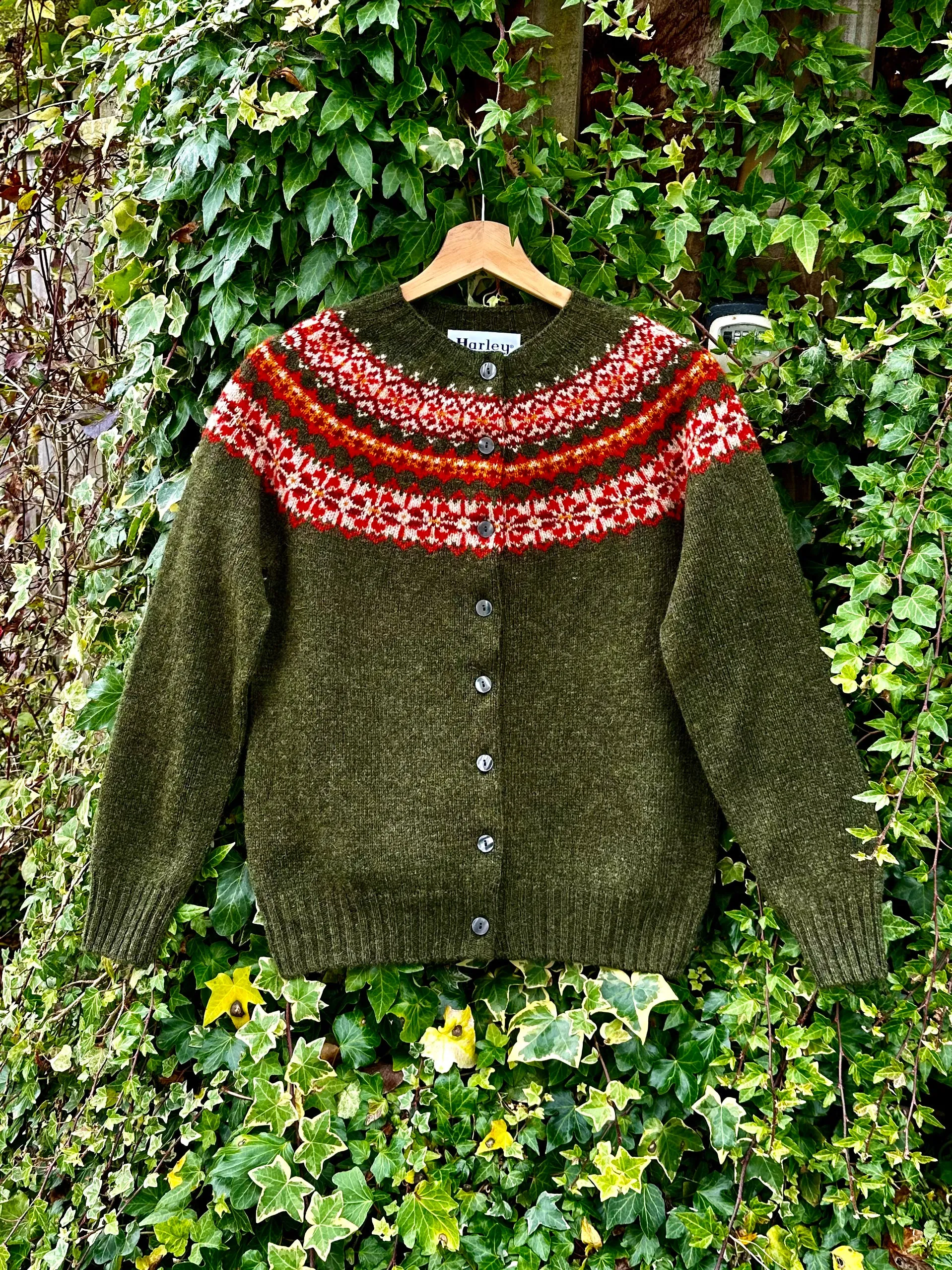 Harley Of Scotland New Fairisle Cardigan In Pineshadow