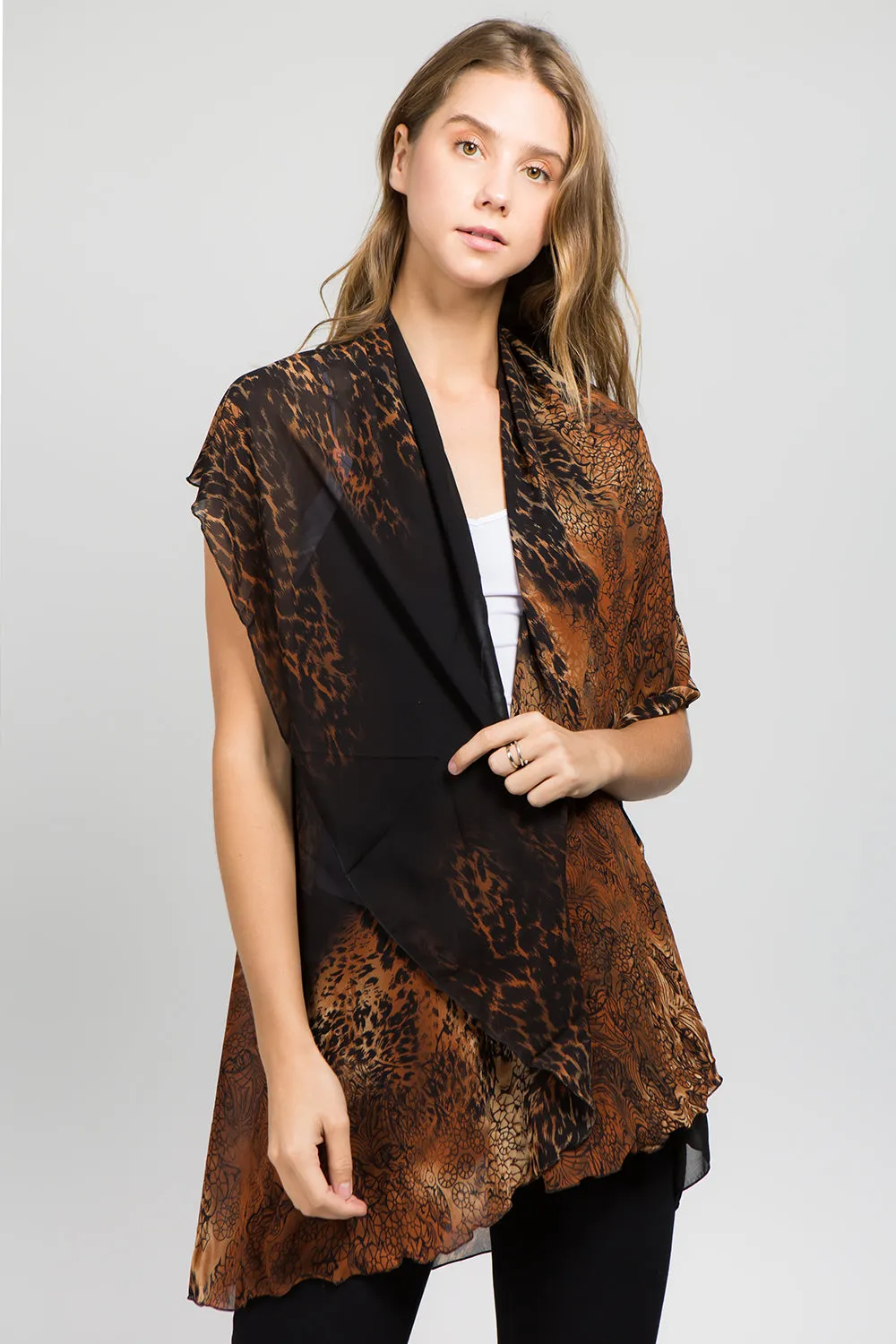 PN-11 animal ombre vest