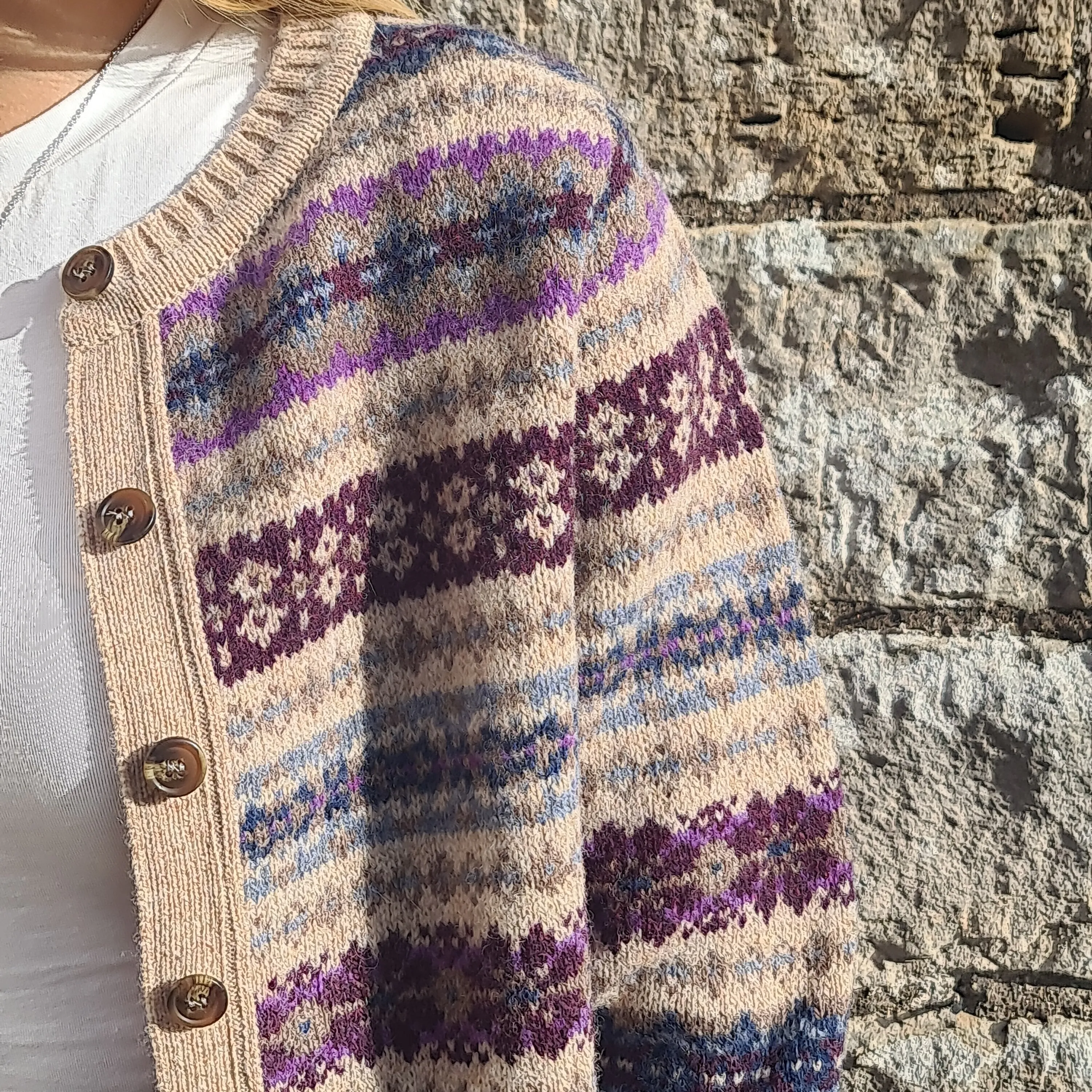 SALE Harley Of Scotland All Over Fairisle Cardigan In Tusk