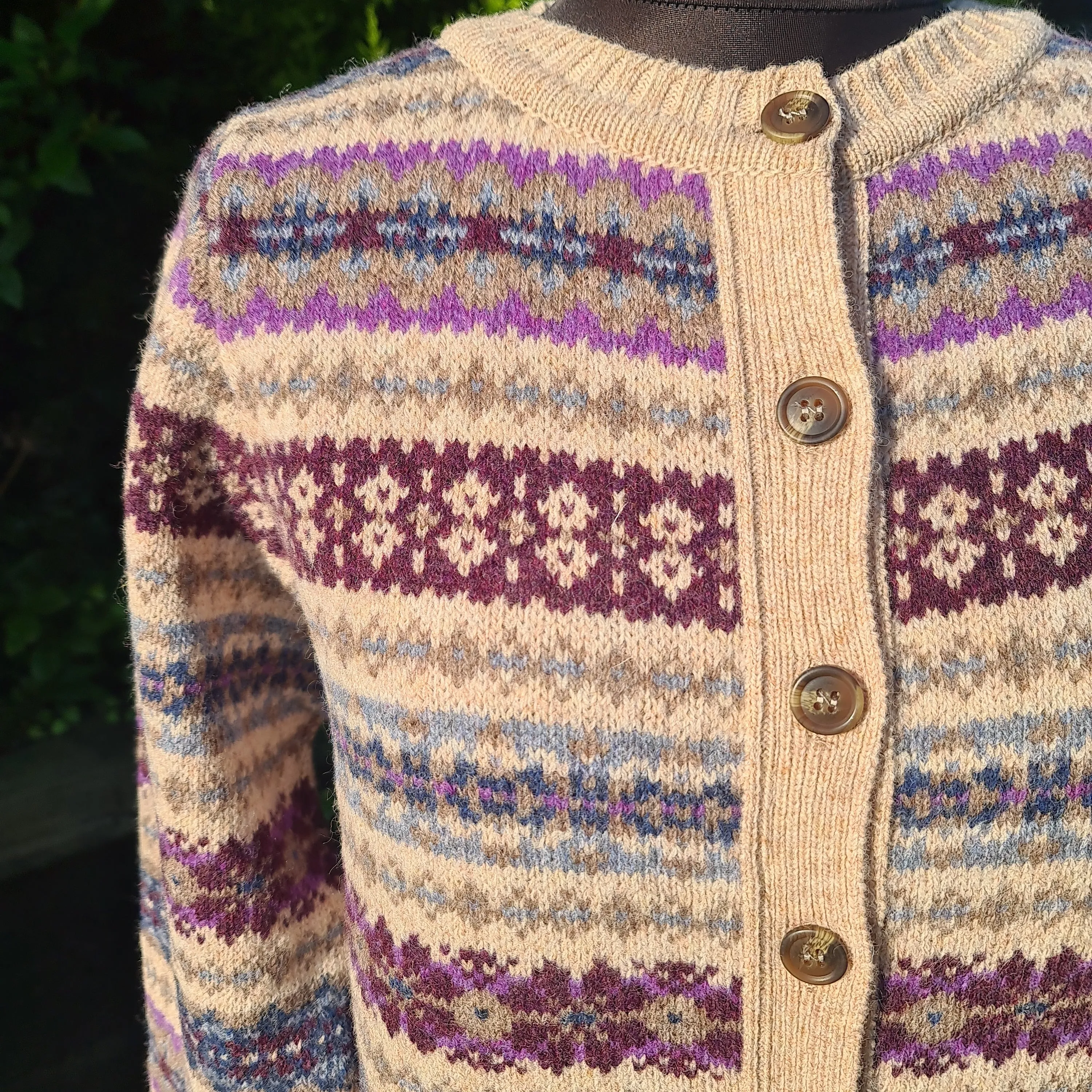 SALE Harley Of Scotland All Over Fairisle Cardigan In Tusk