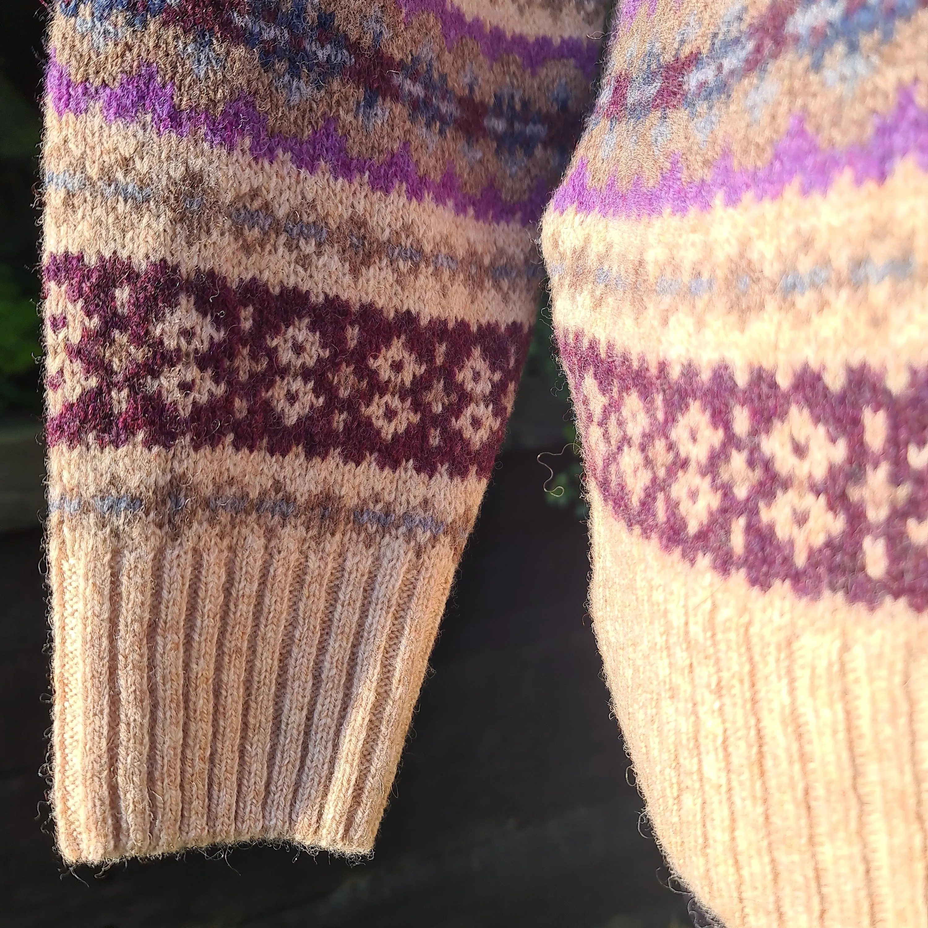 SALE Harley Of Scotland All Over Fairisle Cardigan In Tusk