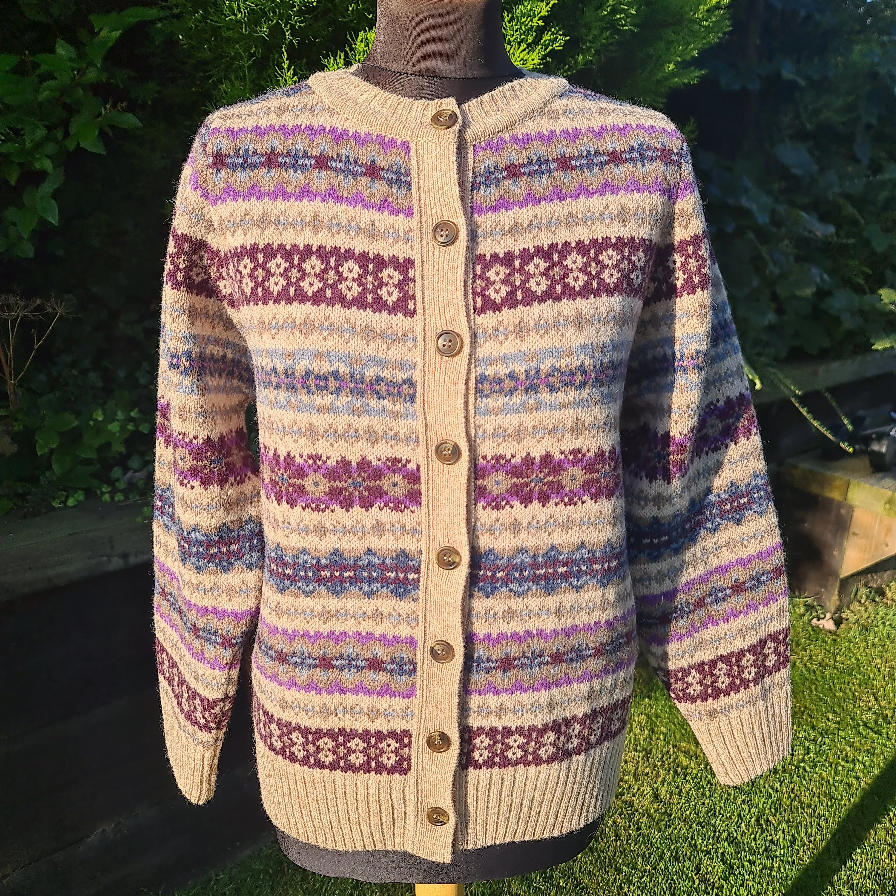 SALE Harley Of Scotland All Over Fairisle Cardigan In Tusk