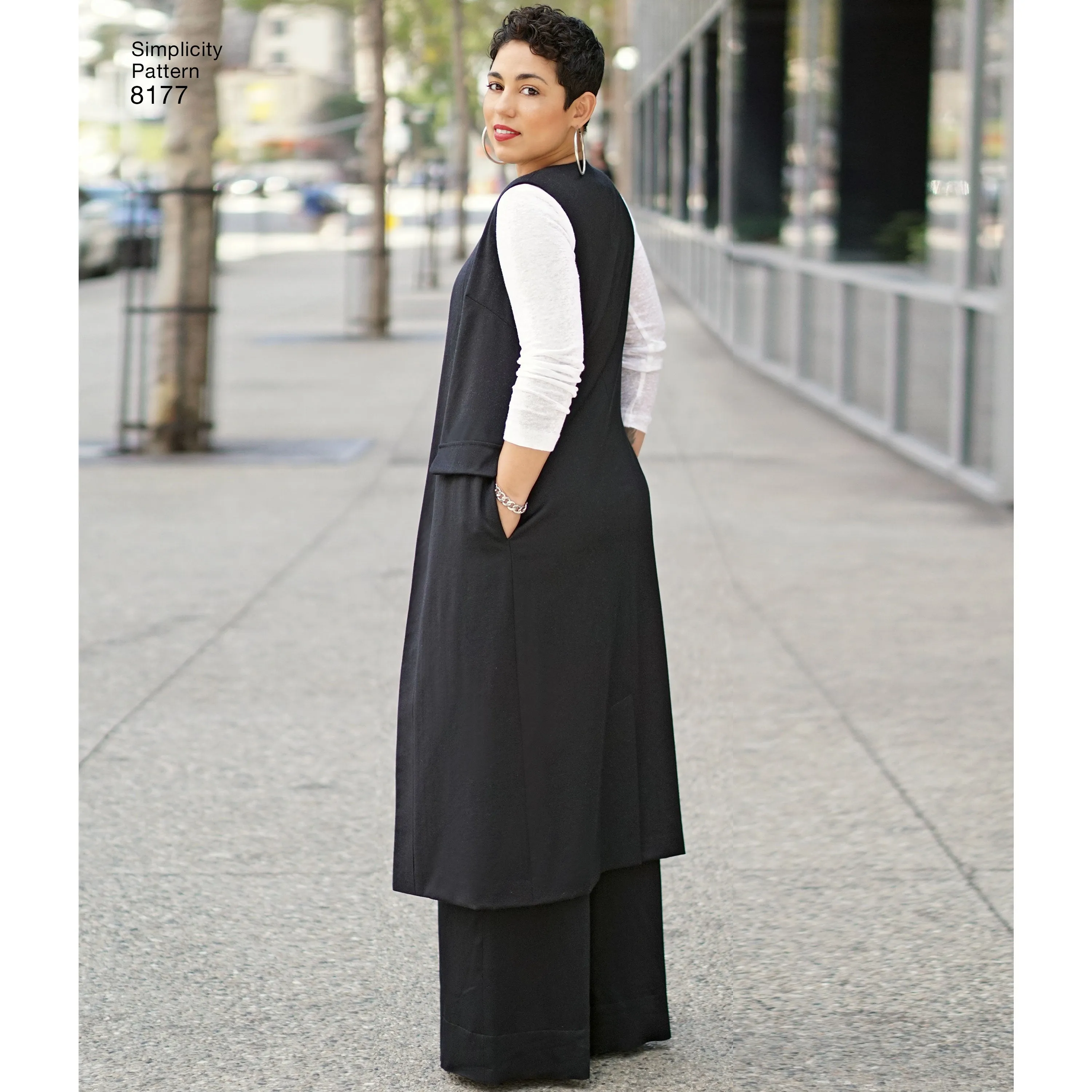 Simplicity Pattern 8177 features a duster length coat or vest,