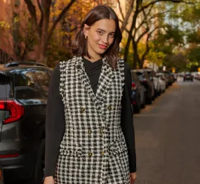 Sleeveless Houndstooth Duster Vest With Raw Edges In Black Ivory Boucle Houndstooth