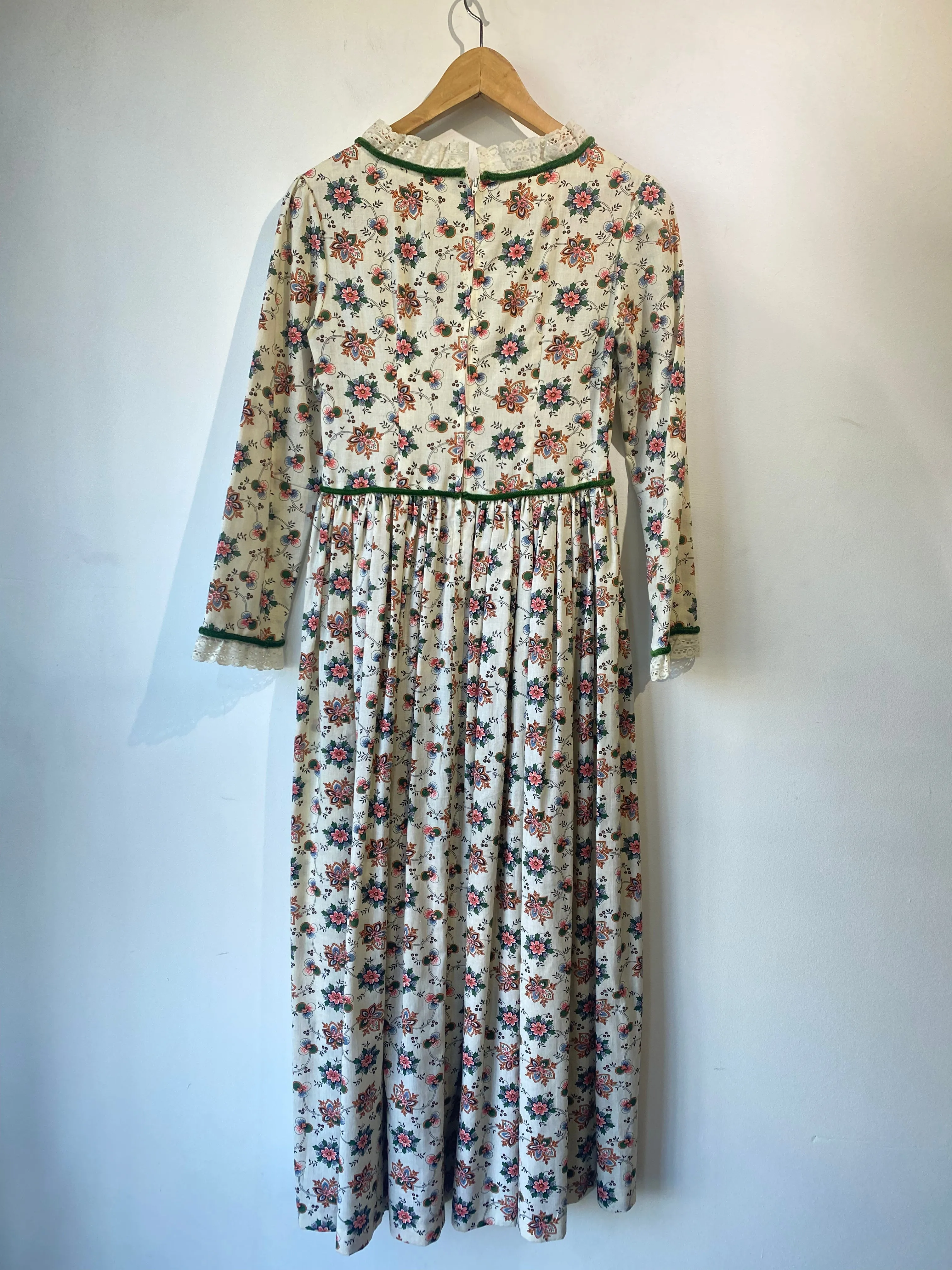 Vintage Long Floral Dress with Matching Doily